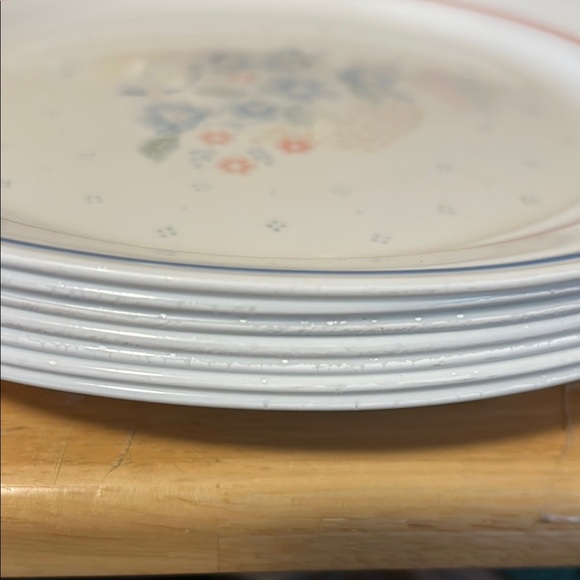 Corning - Corelle - Contry Cornflower, Dinner Plate - Blue Flower, Tan Basket - Picture 4 of 4